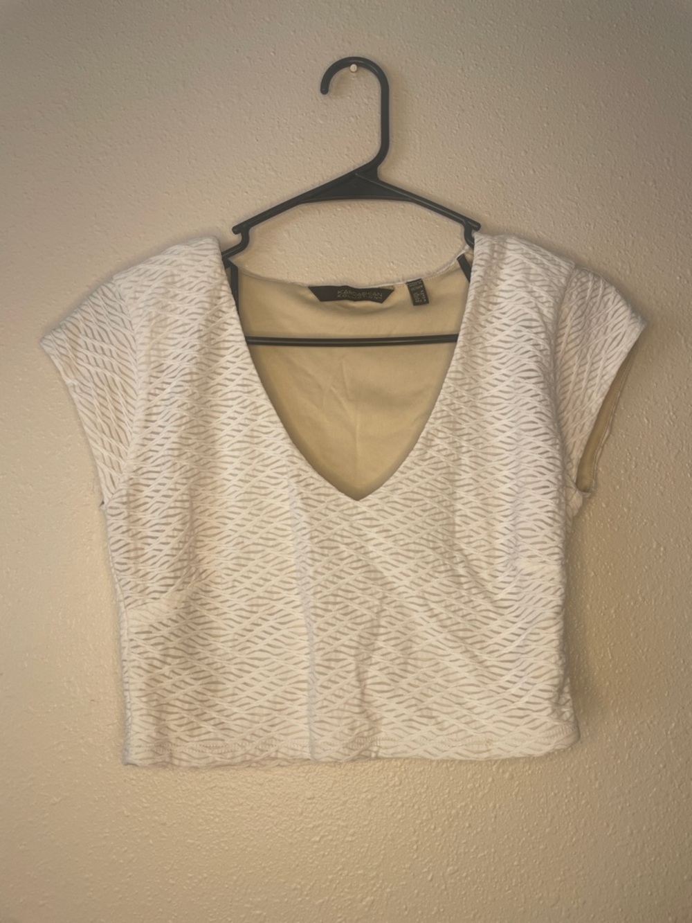 Kardashian Kollection White Textured V-Neck Crop Top With Skirt